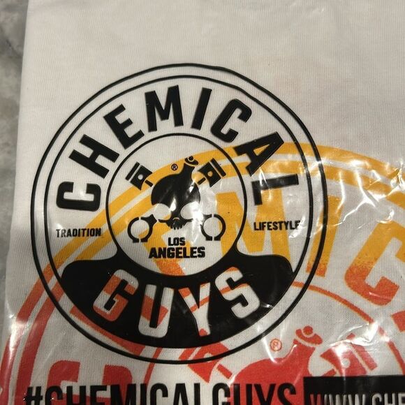 Chemical Guys Sunset Cruisin T Shirt - Picture 6 of 7